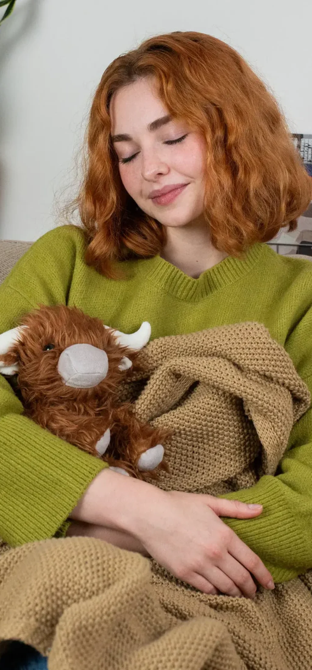 Hazel_Cuddle2